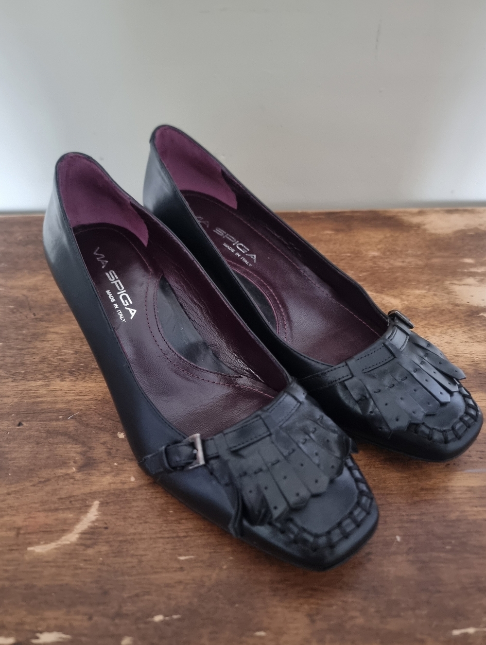 Via Spiga Women's Black Leather Kiltie Fringe Kitten Heels Pumps Size 7.5
